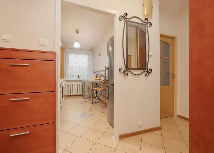 With Balcony For 2 People In By Renters *