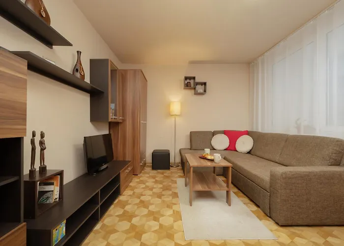 With Balcony For 2 People In By Renters * 바르샤바
